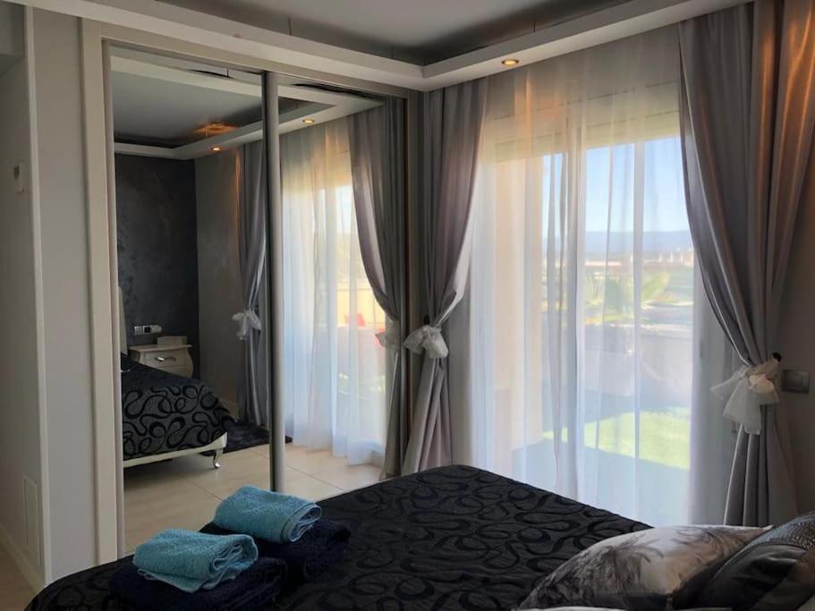 Apartamento Amposta Салоу Экстерьер фото